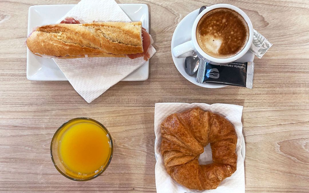L’esmorzar de sempre: l’inici del dia al Cafè de Vilanova